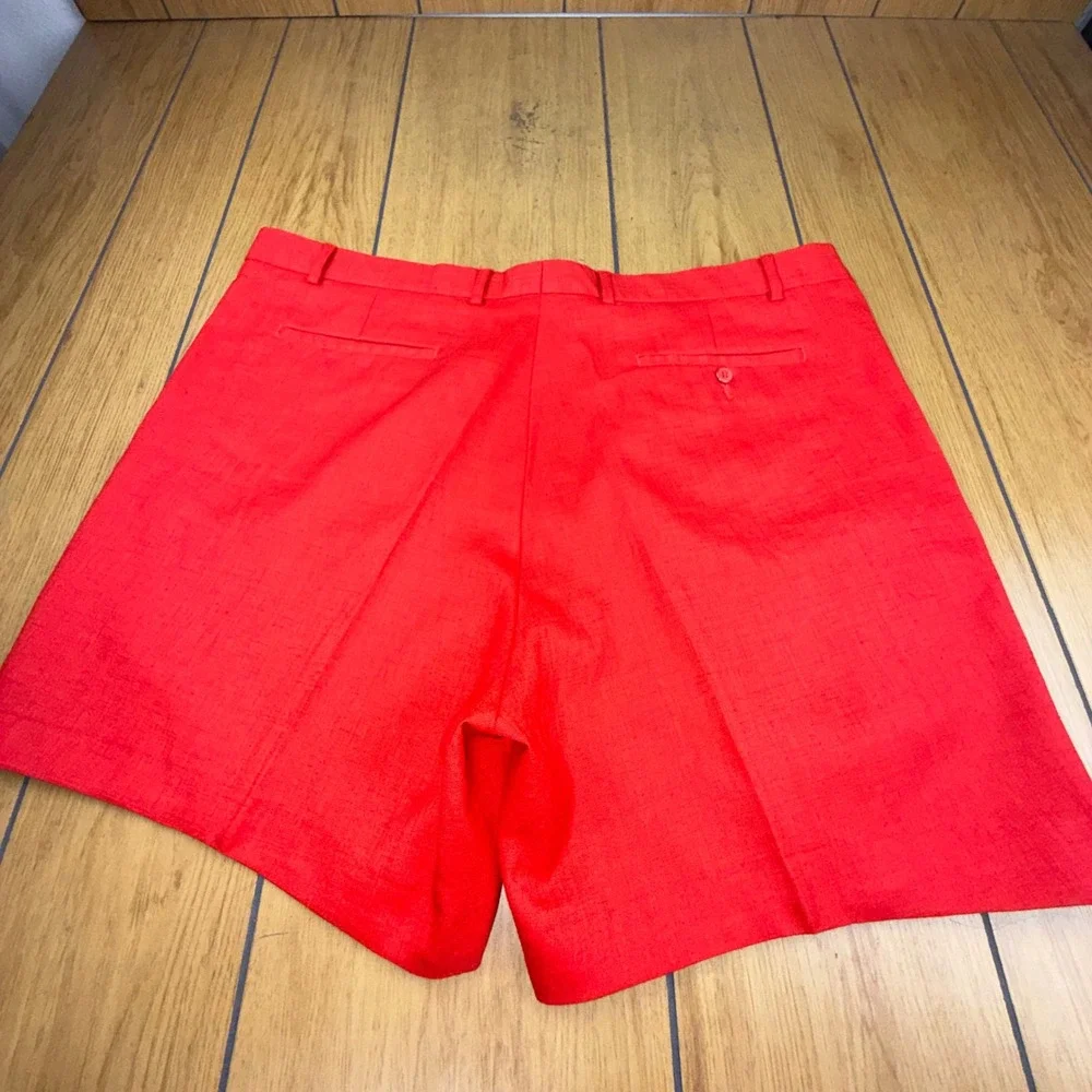 VTG Islander Linen Red Bermuda Mens 44 English Sports Shop Pleated Front